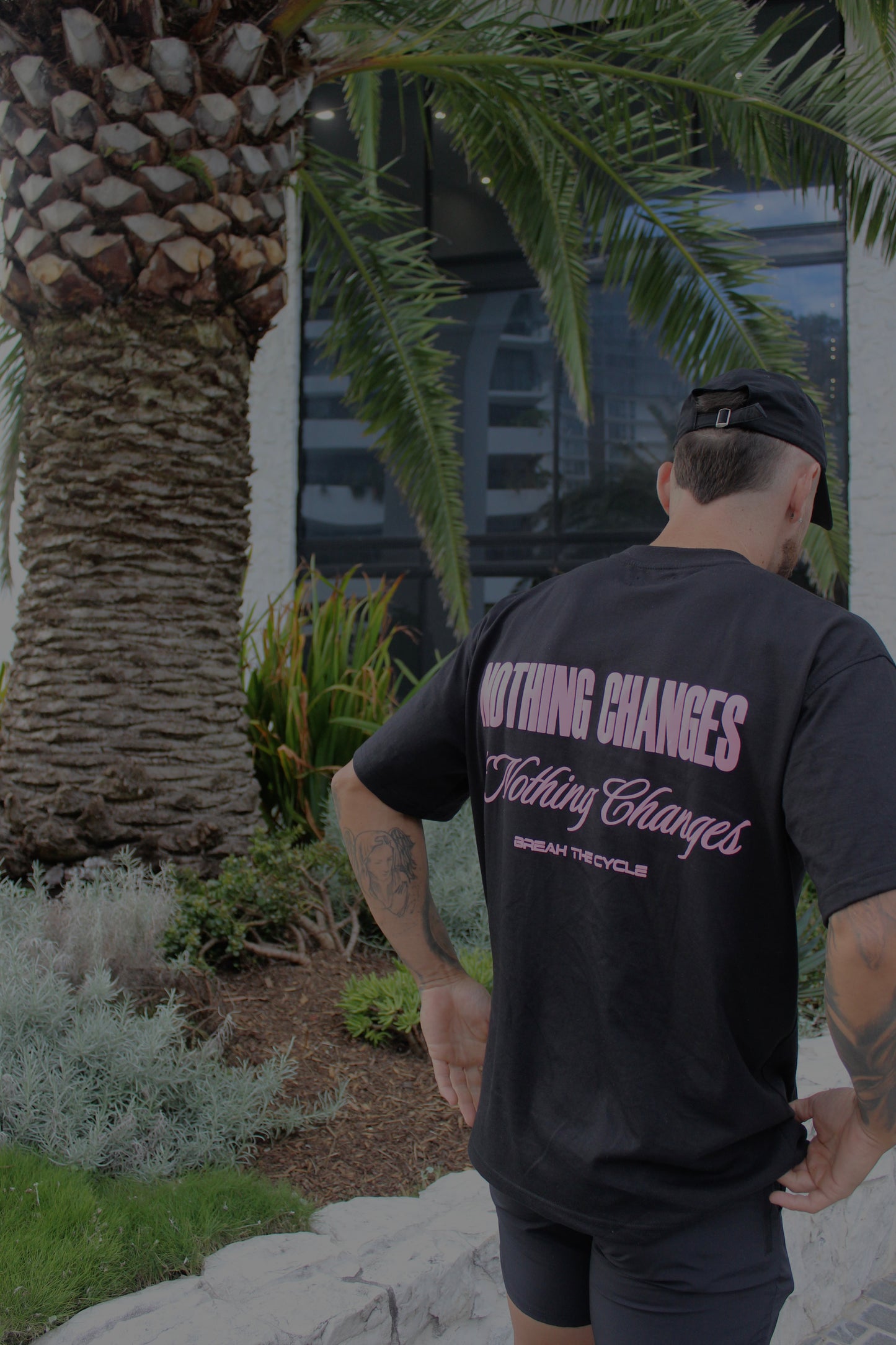 CHANGES OVERSIZED TEE